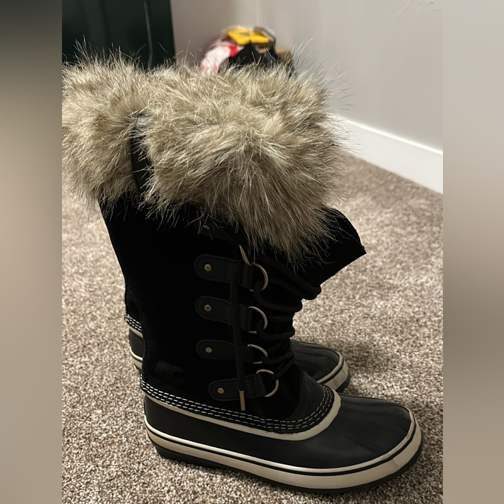 Sorry Joan of Arctic Boots